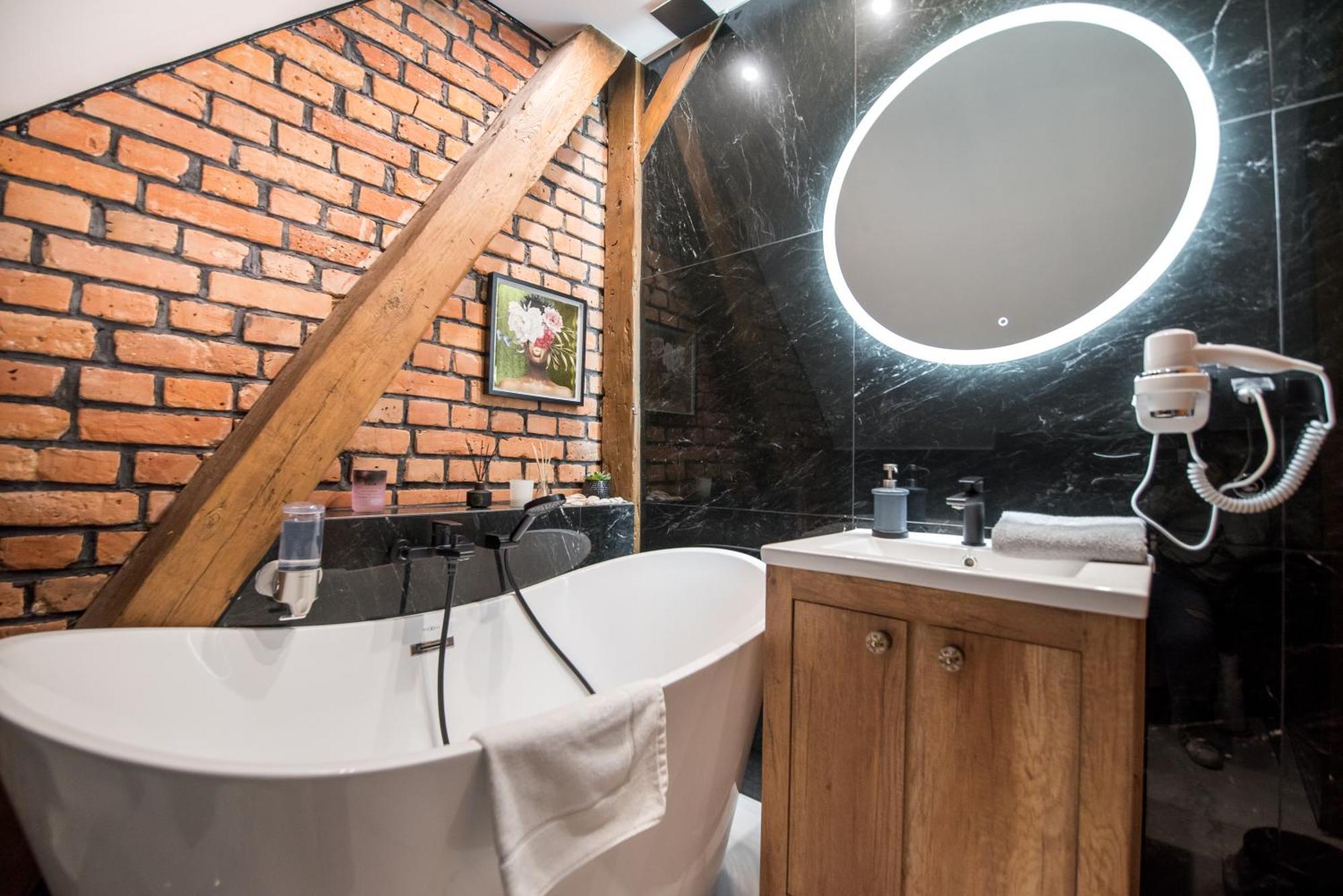 Przytulny Apartament Z Wieza Gliwice Luaran gambar