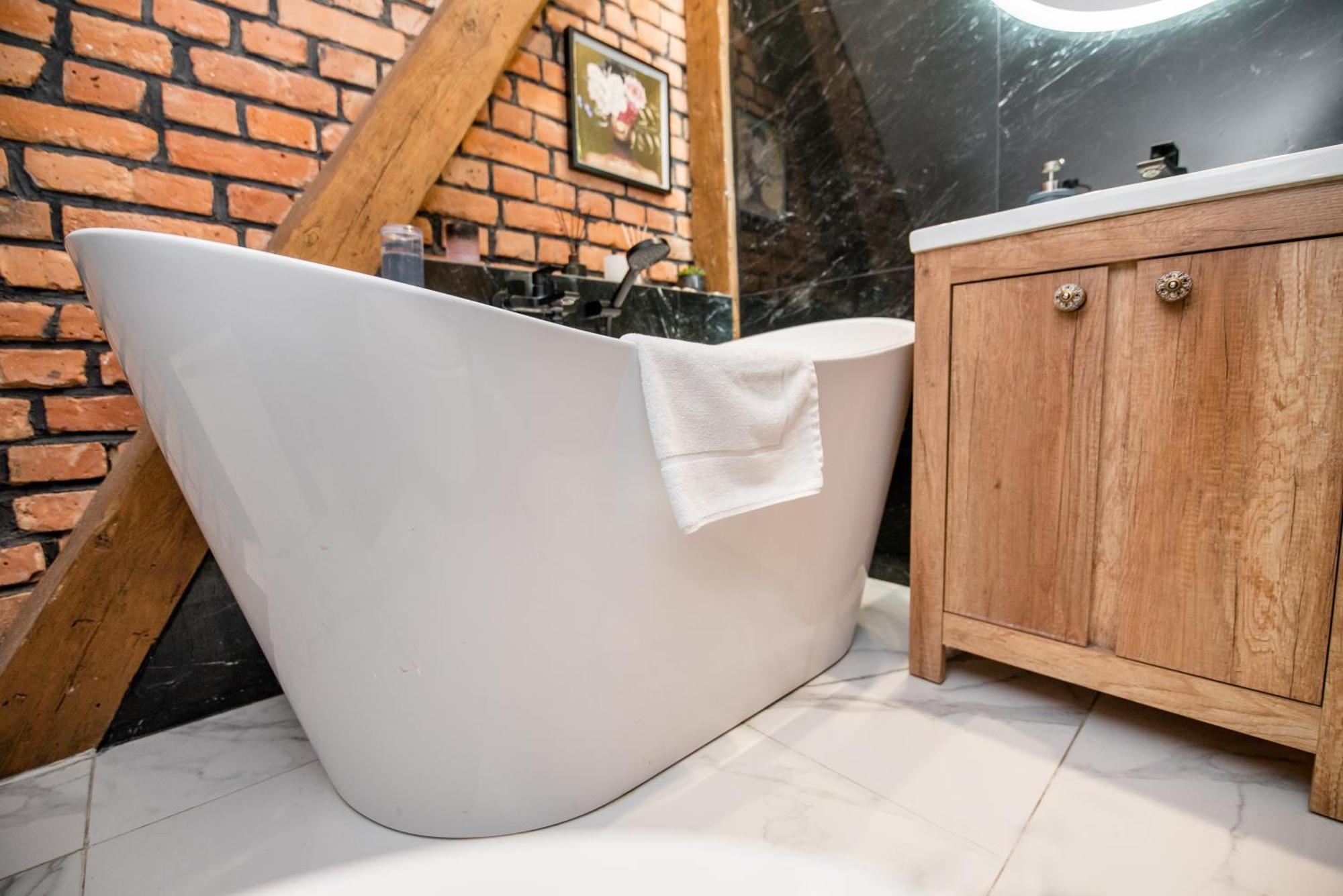 Przytulny Apartament Z Wieza Gliwice Luaran gambar